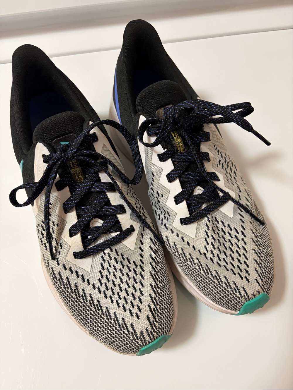 Nike Women's Nike Air Zoom Winflo 6 Hyper Jade size 8